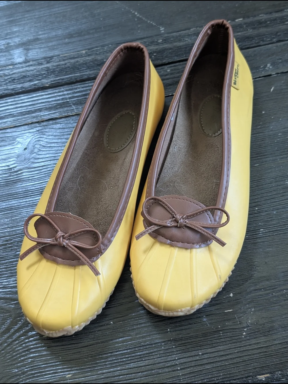 NWOT Western Chief Yellow/Brown Women's Duck-Style Rain Resistant Ballet Flats
